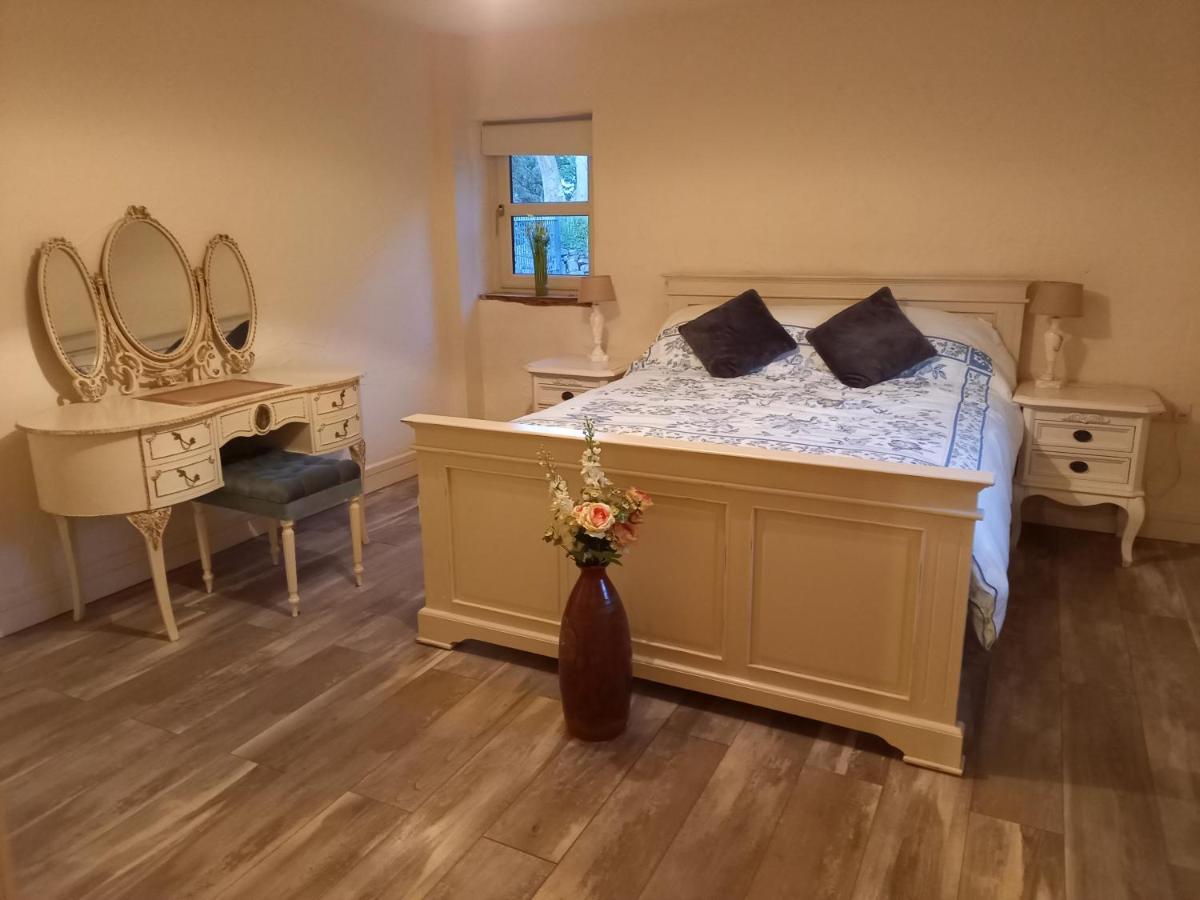 Mary'S Bespoke Cottage Killarney Extérieur photo